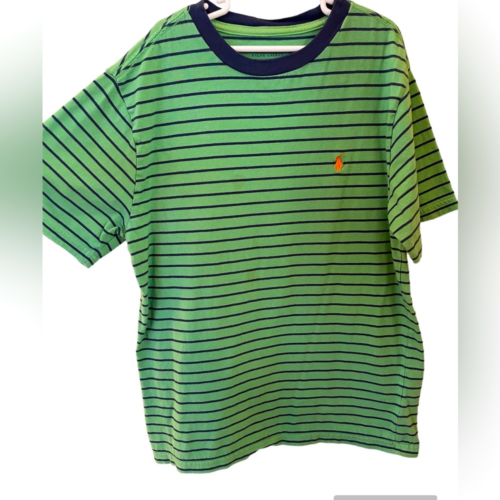 Ralph Lauren Polo t-shirt. Boy size Large (14-16).